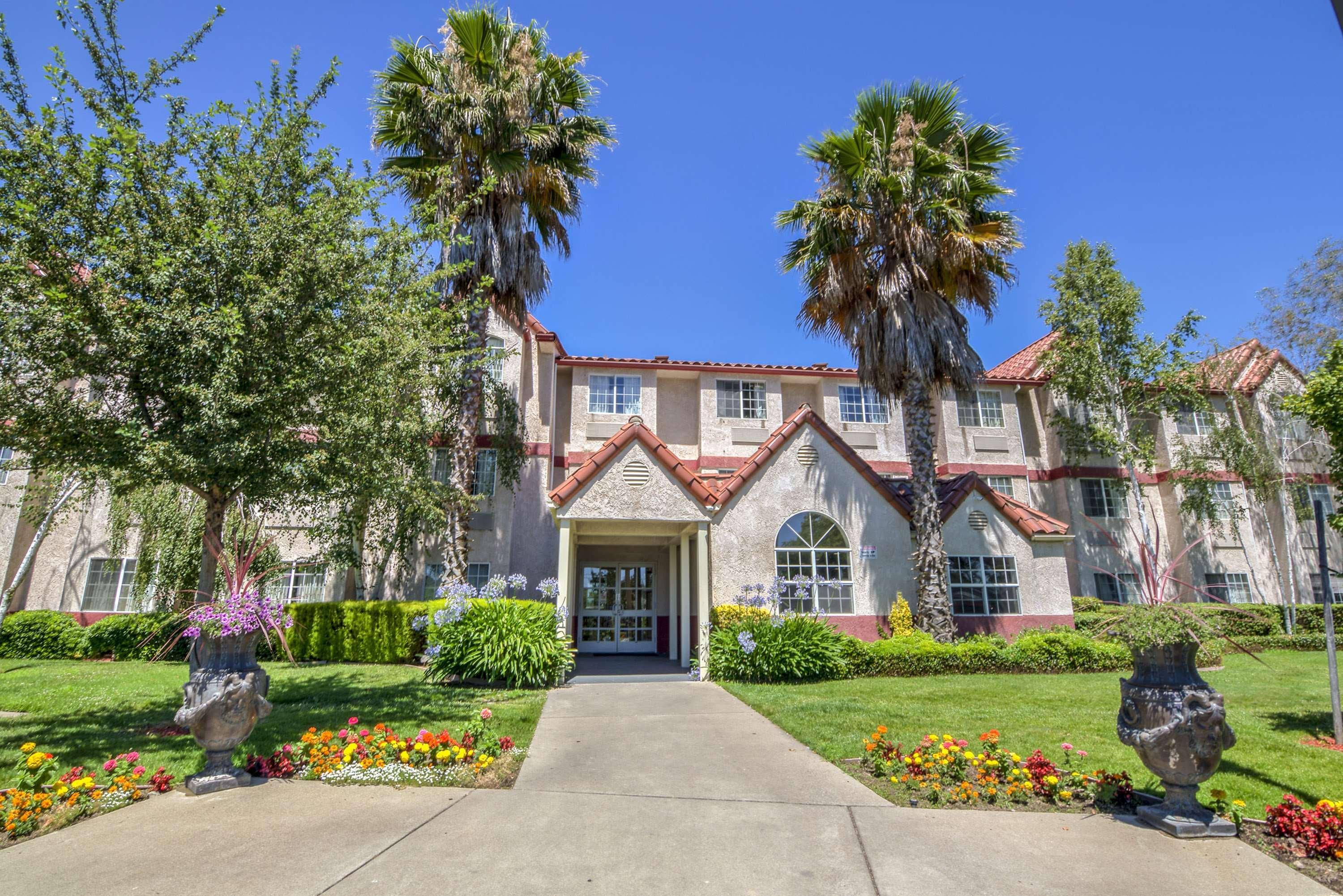 Surestay Plus Hotel By Best Western Rocklin Esterno foto